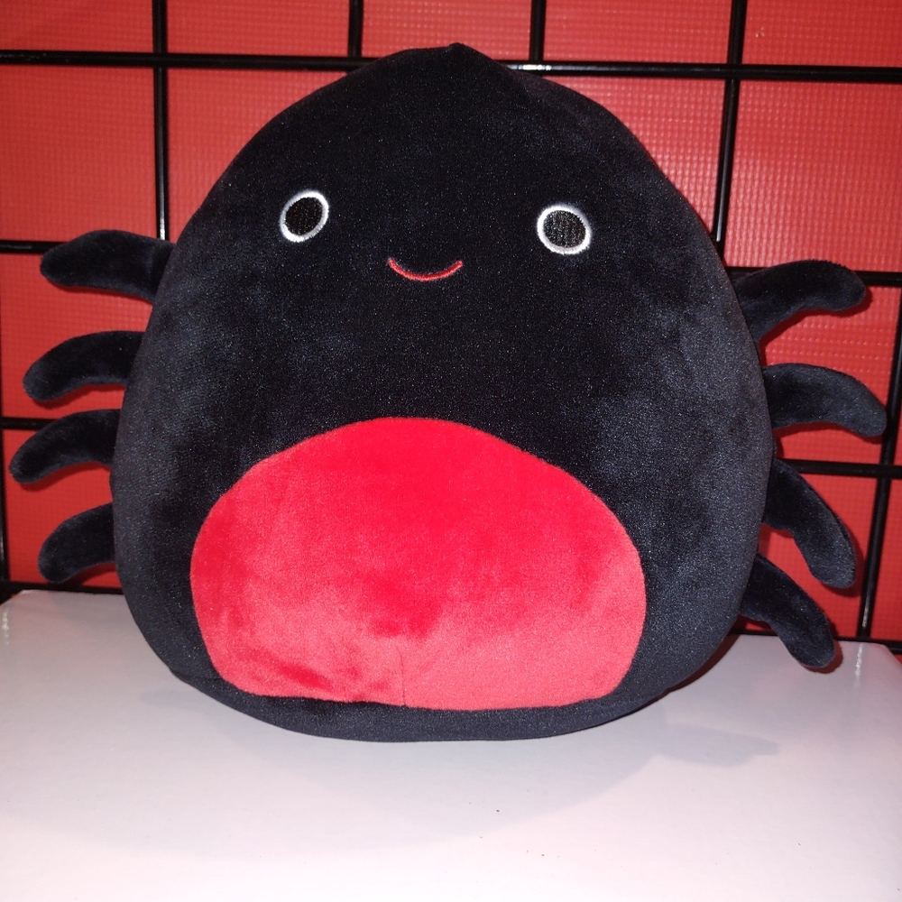 8" Squishmallow Bella the Spider